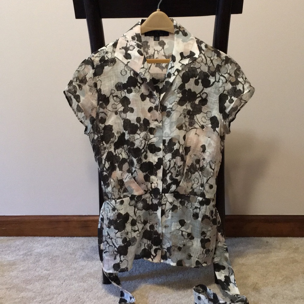 Lafayette 148 New York Pattern Linen Blouse size 2